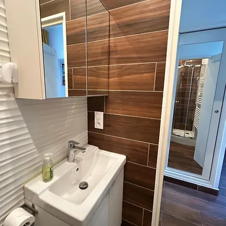 Avec Place De Parking