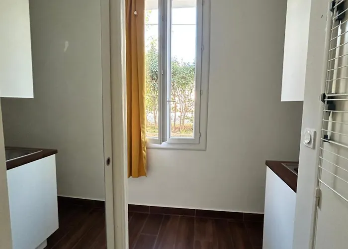 Appartement Avec Place De Parking Bandol